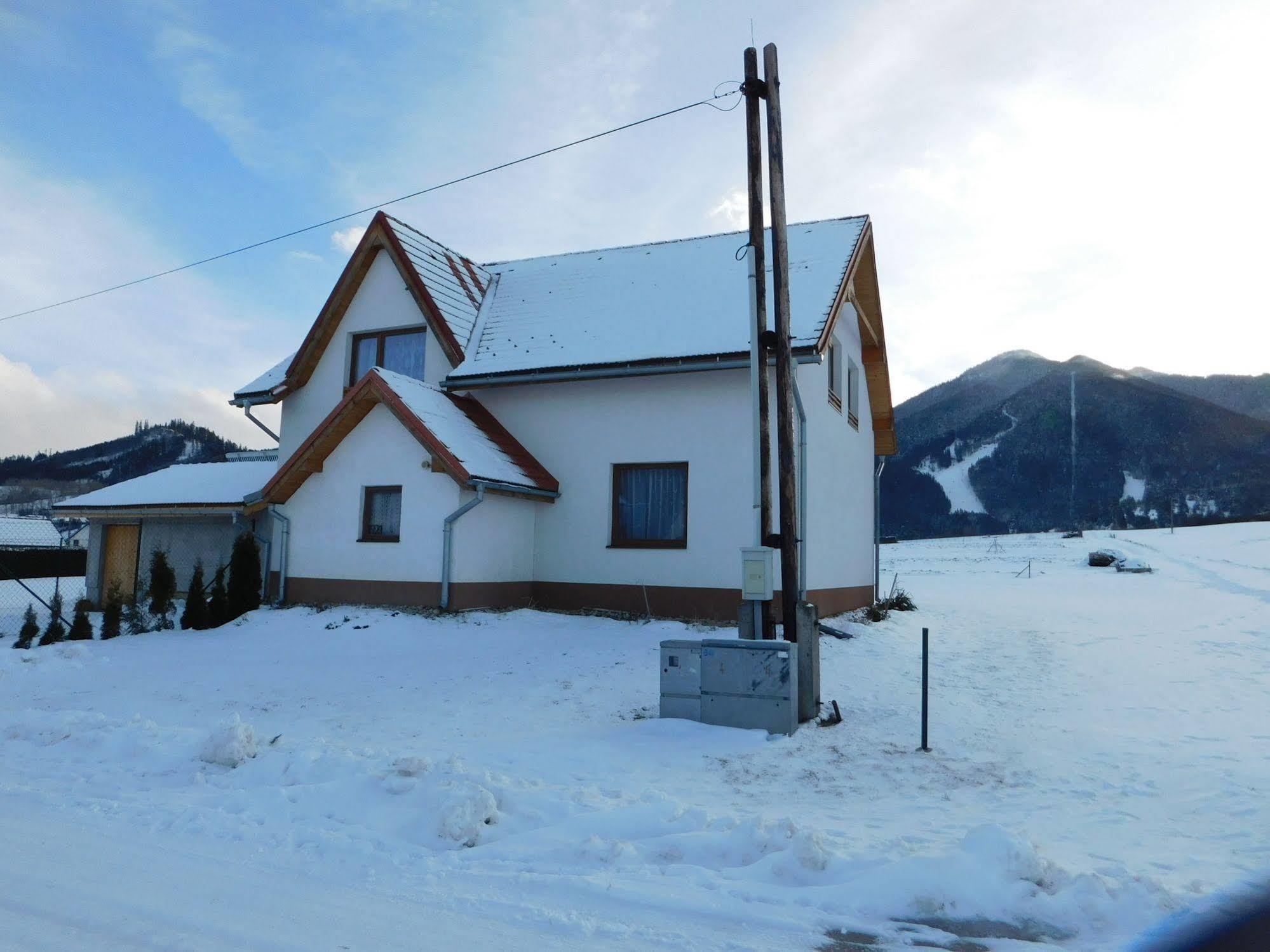 Apartmany Tania Zavazna Poruba ภายนอก รูปภาพ